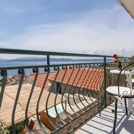 Holiday home Cozy In Podgora With House A Panoramic View Igrane