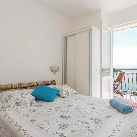 Holiday home Cozy In Podgora With House A Panoramic View Igrane